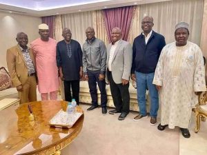 Photo News : The Senator representing Ekiti Central  Senatorial District, Distinguished Senator Micheal Opeyemi Bamidele alongside other Senators  visited the APC National Leader, Asiwaju Bola Ahmed Tinubu in London.  Other Senators are; Senator Adeola Solomon,  Senator Mukhail Adetokunbo Abiru, Senator Adelere Oriolowo and Senator Mohammed Sanni.